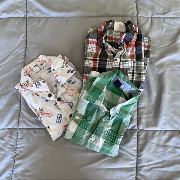 Lot of 3 Boy’s Button-Up Shirts- 1 Baby Gap, 1 Old Navy, 1 Crazy 8 in Size 4T - Picture 2 of 14